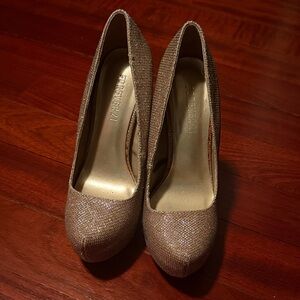 Forever 21 Shimmering Gold Heels